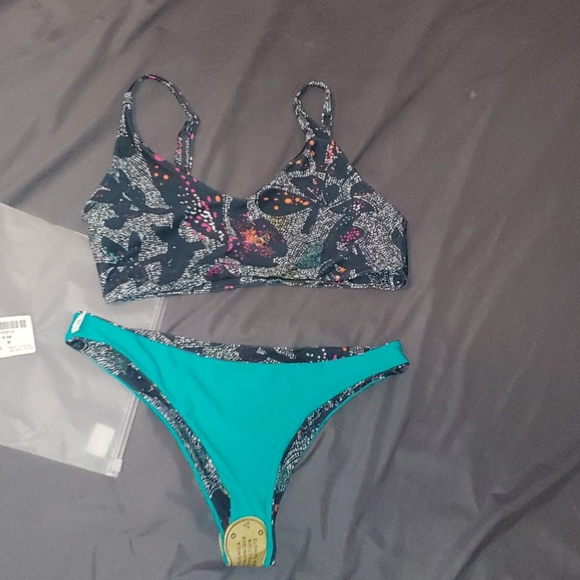 Reversible bikini - Picture 2 of 5